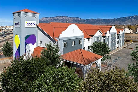 Spark by Hilton Albuquerque North I-25