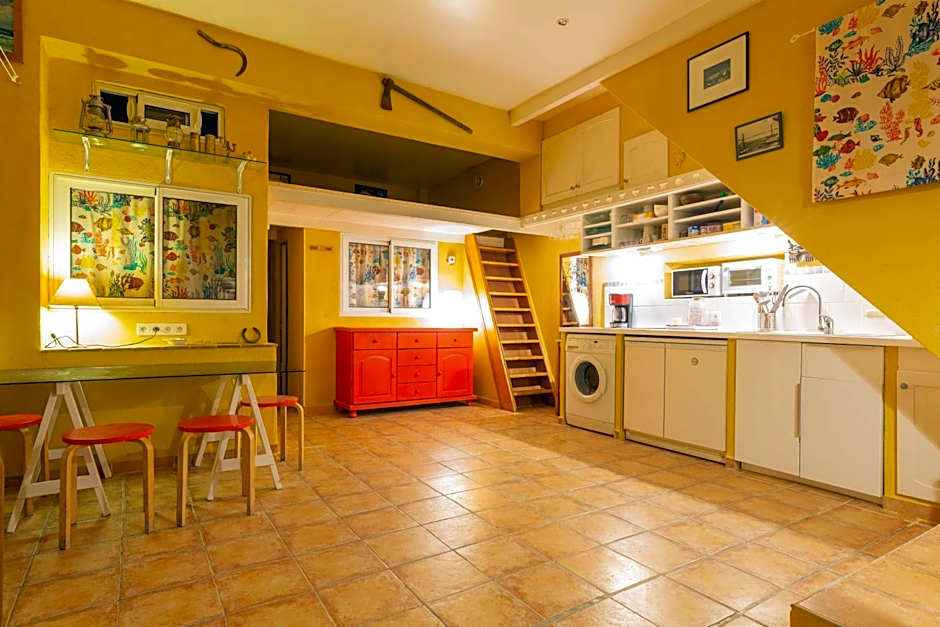 -Dorm Hostelworld Camp Backpackers-la girelle