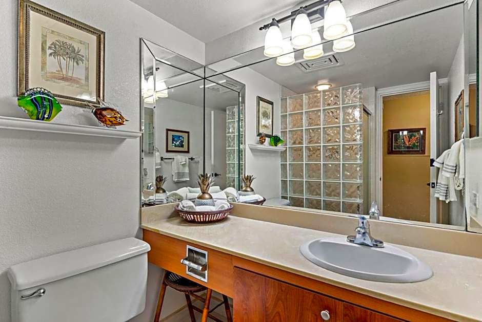 Cozy Condo in Kihei at Kamaole Sands Building 3 Unit 202