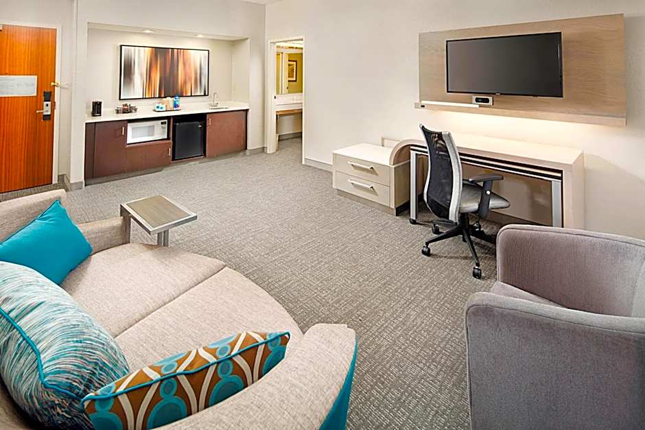 Courtyard by Marriott West Palm Beach Airport