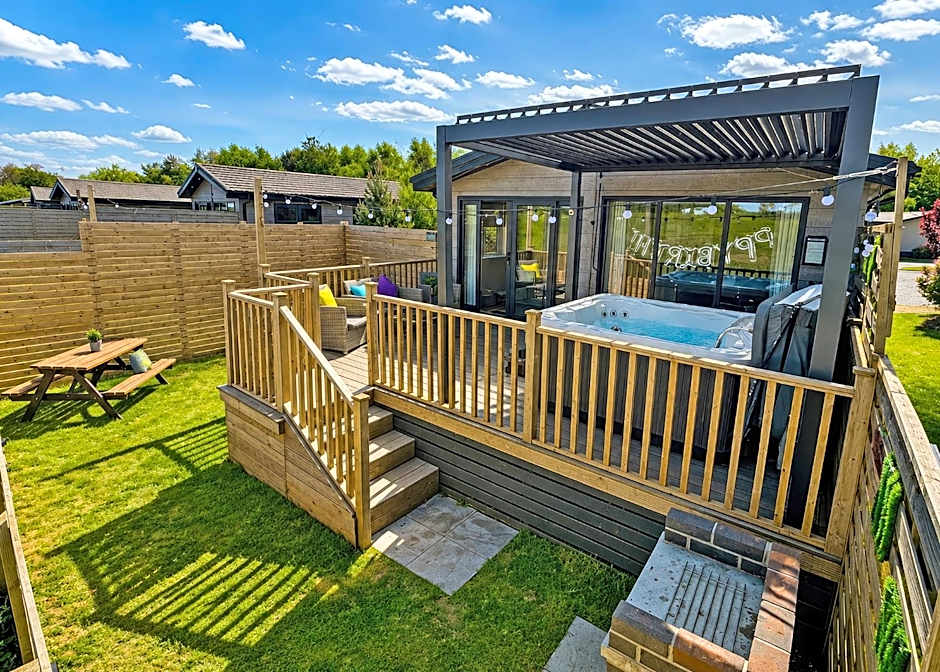Raywell Hall Country Lodges