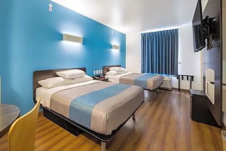2 Queen Beds | Non-Smoking, Mini Fridge