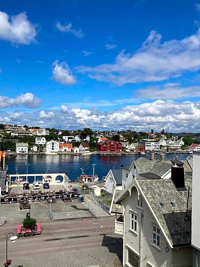 Parken Terrasse Apartment Hotel