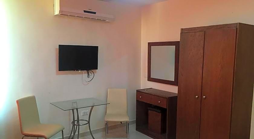 Zaina Plaza Hotel