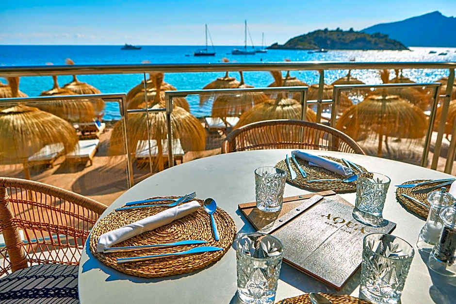 Universal Hotel Aquamarin