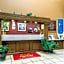 Econo Lodge Inn And Suites