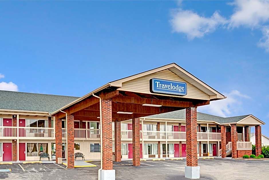 Travelodge by Wyndham Sellersburg / Louisville North