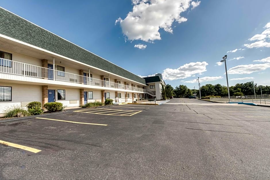 Motel 6 New London - Niantic