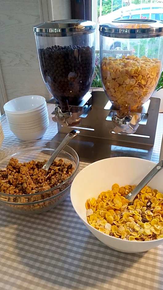 OW Krakus I - pokoje i domki