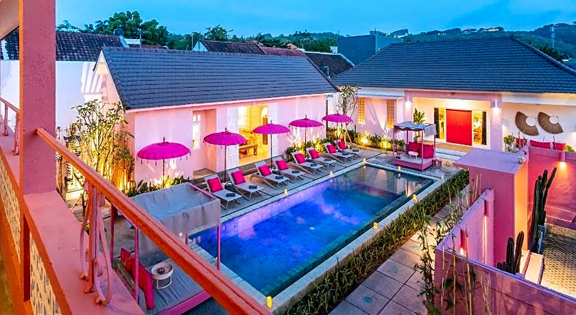 PinkPrivate Balangan - for Cool Adults Only