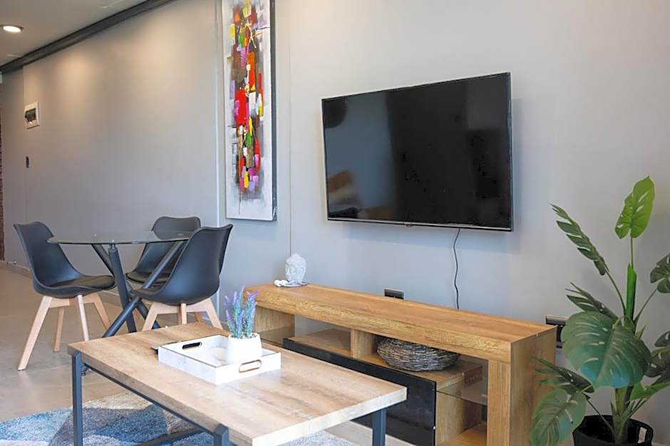 Lux Onyx 207 in Umhlanga Ridge