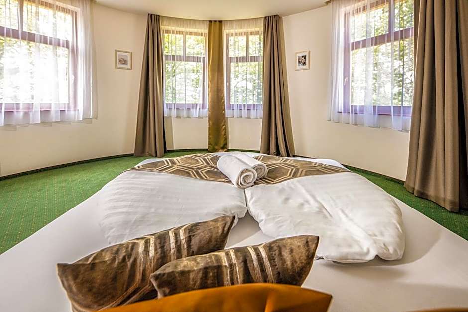 Hotel Anna Villa