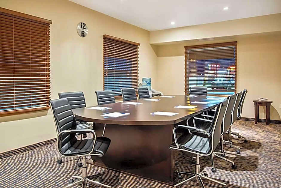 Ramada by Wyndham Prince Albert