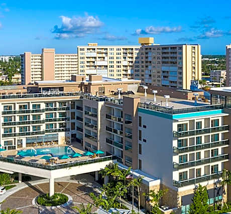 Tru By Hilton Pompano Beach Pier, FL