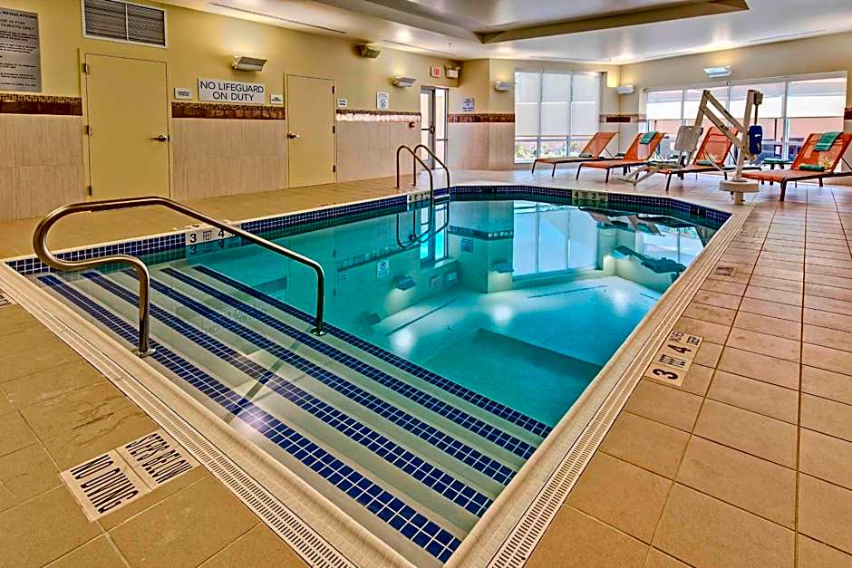 Courtyard by Marriott Westbury Long Island