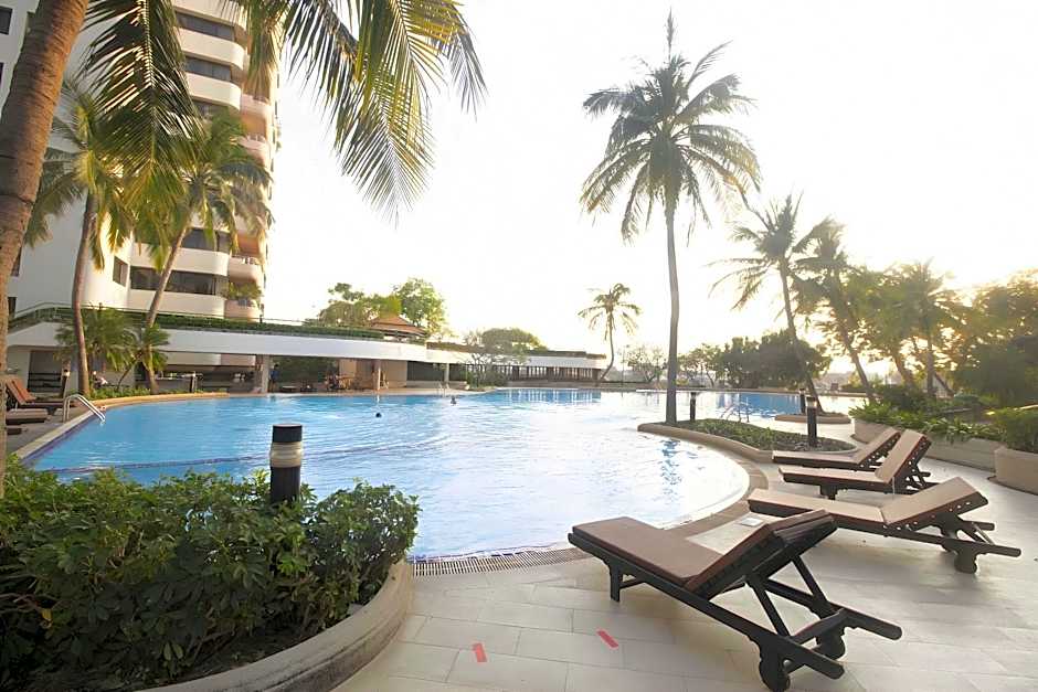 Riverine Place Hotel and Residence