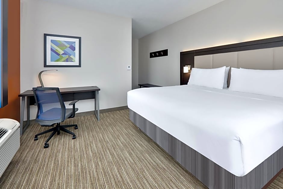 Holiday Inn Express Hotel & Suites Duncanville