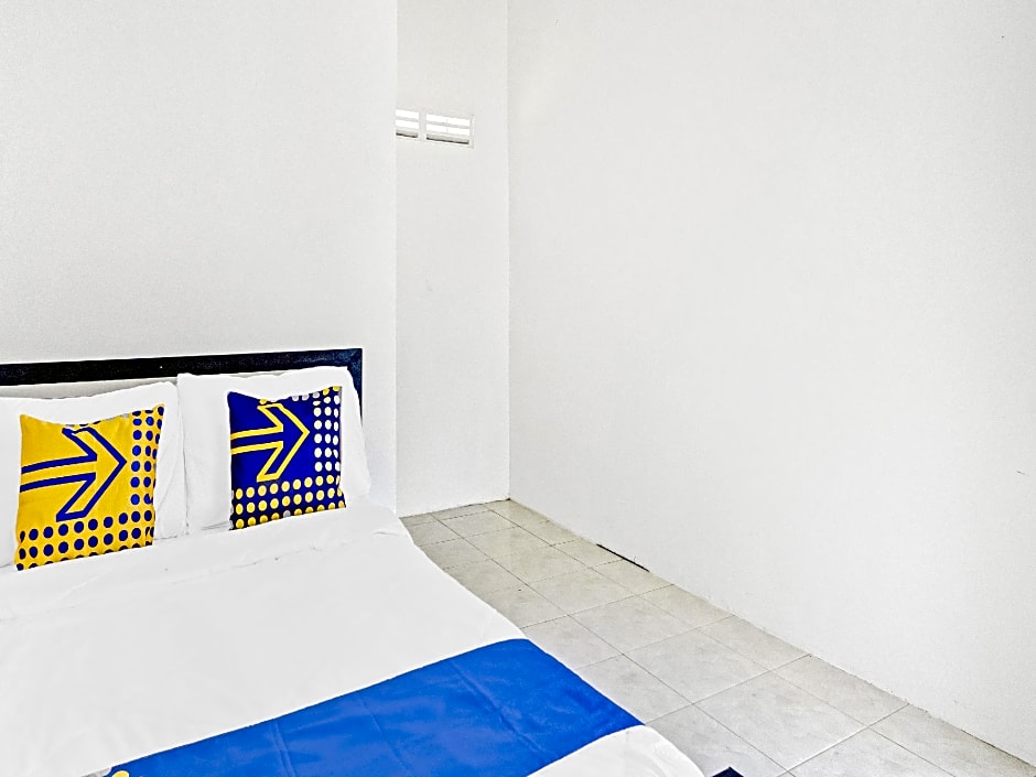 SPOT ON 90742 Kinanthy Garden Syariah