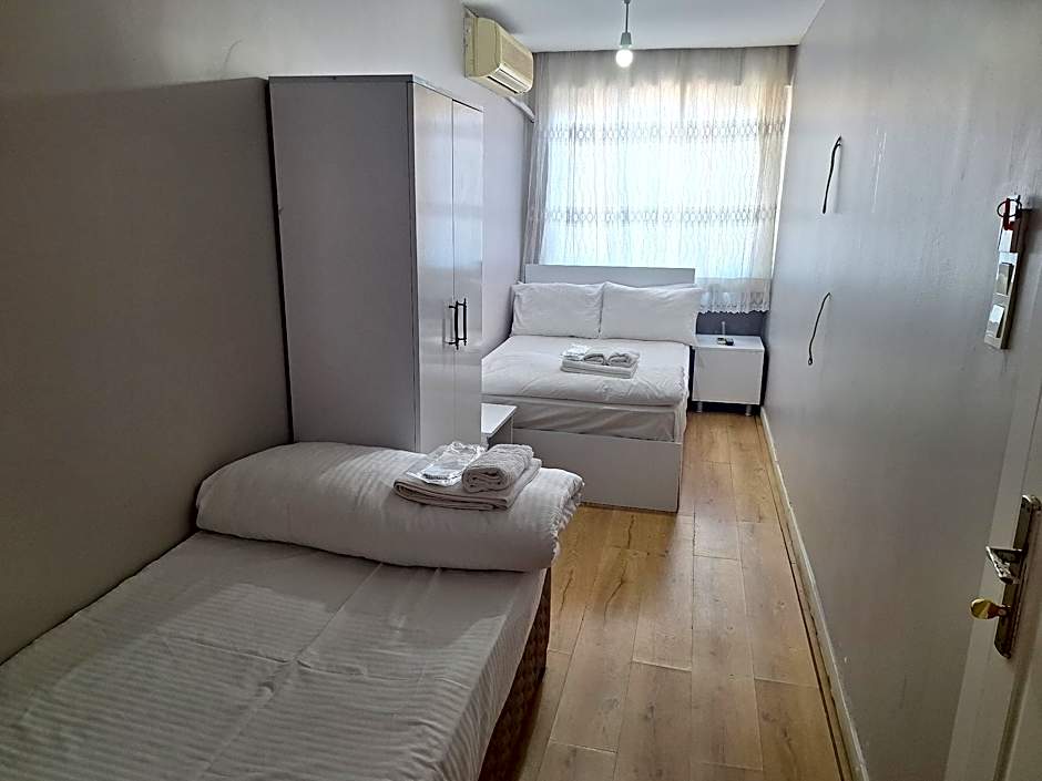 Foto 1 di 7 di Double Single Use Room with Breakfast Included