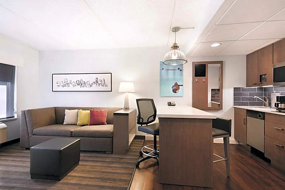 CLT Sky Suites