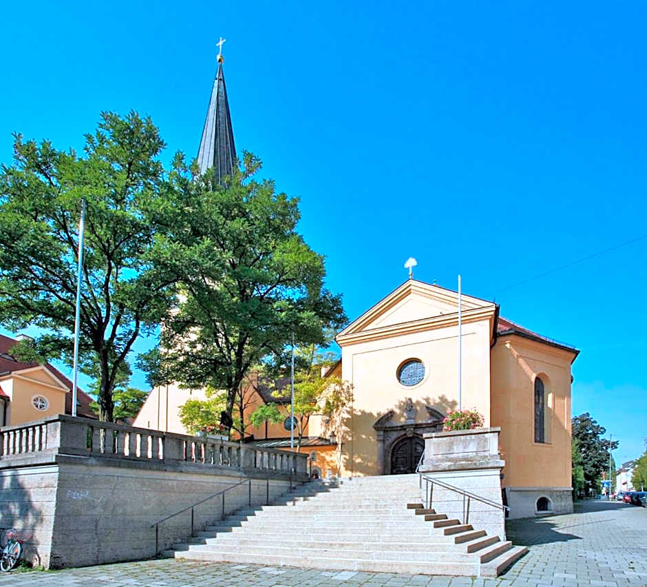Hotel Biederstein am Englischen Garten
