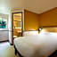 Greet Hôtel Villeneuve la Garenne - rénové