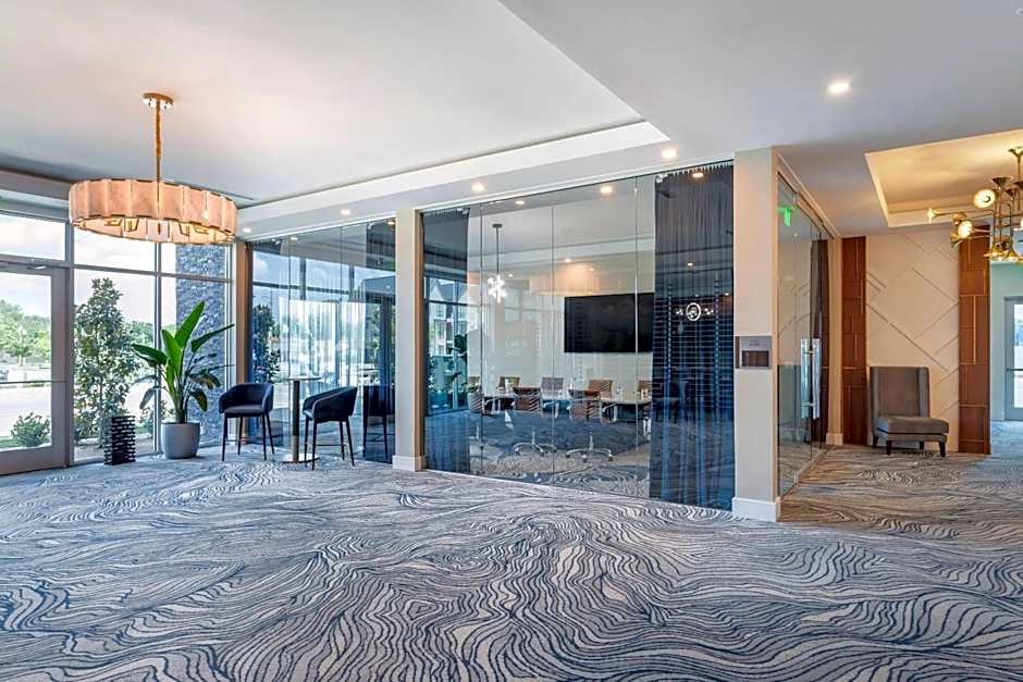 Cambria Hotel Waco University Riverfront