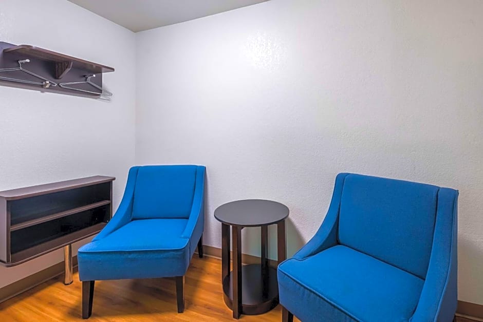 Motel 6-Irving, TX - Irving DFW Airport East