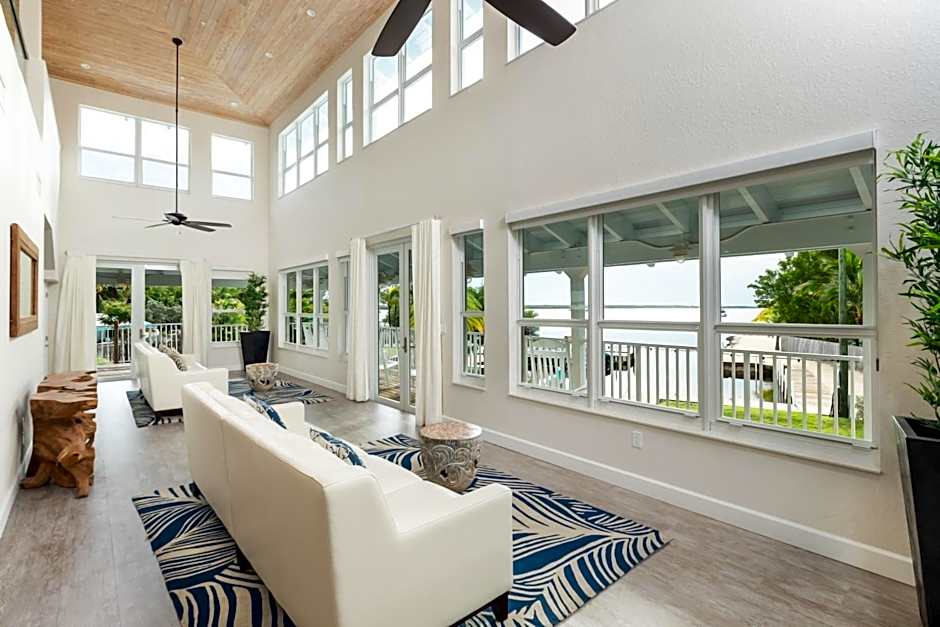 Dolphin Point Villas