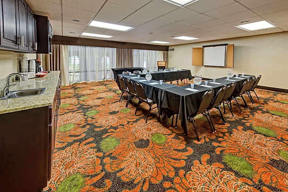 Hampton Inn By Hilton Clarksville