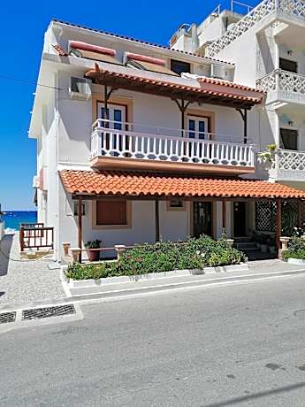 Lefteris Rooms