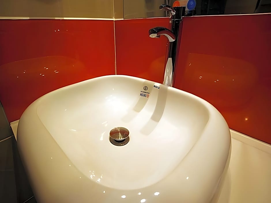 7 Days Premium Guilin Liangjiang Sihu Central Plaza