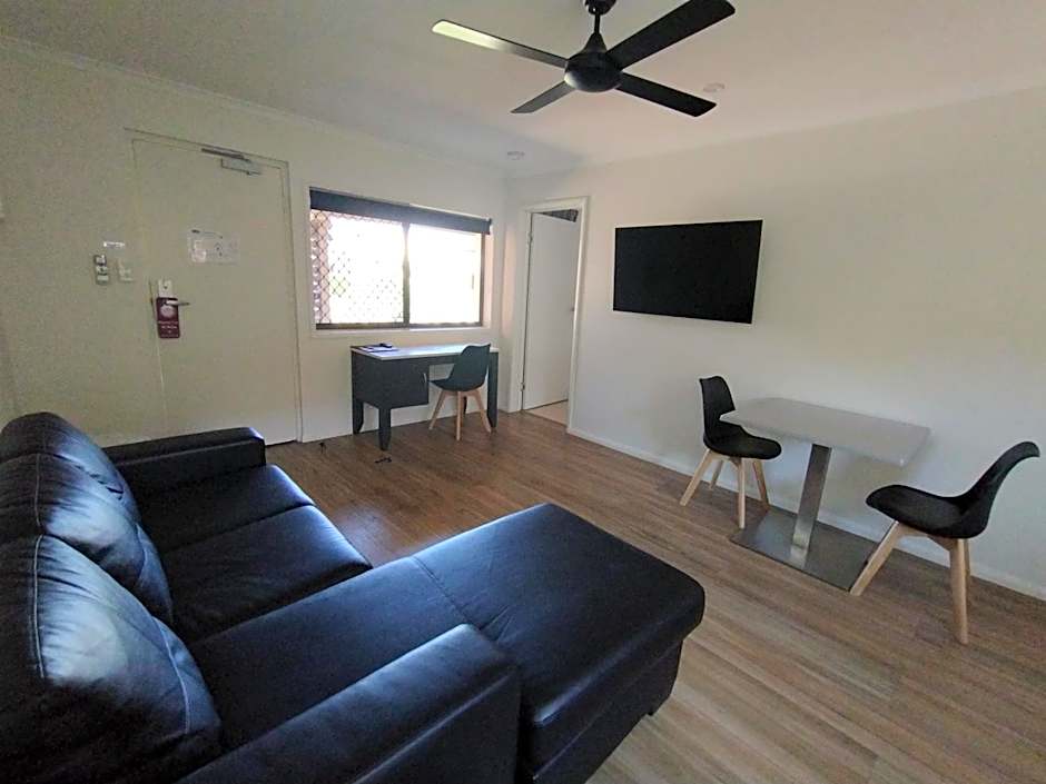 Cascade Motel In Townsville