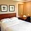 Days Inn by Wyndham San Francisco S/Oyster Point Airport