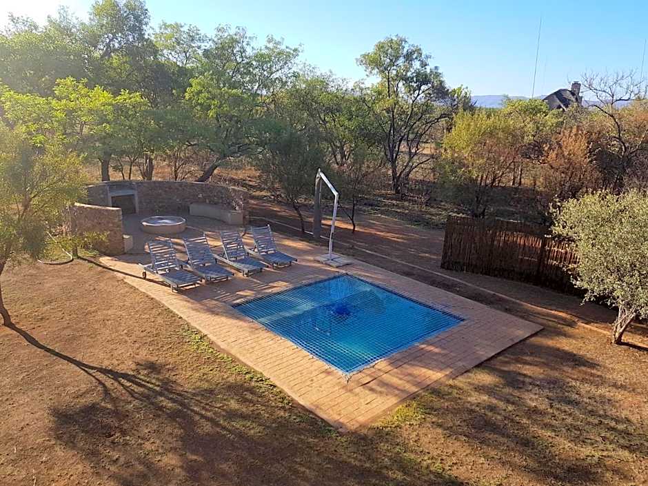 Zebula Golf and Wildlife Estate - Squirrel Pandemonium Pax 12 - Moi Signature Luxury villa