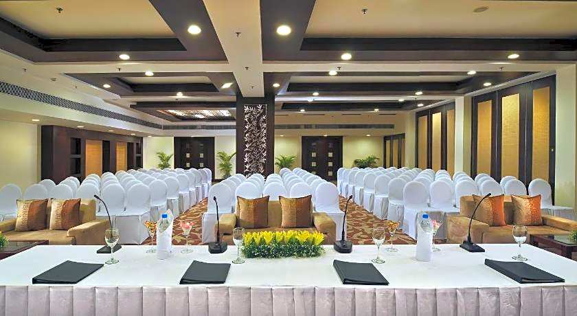 Country Inn & Suites by Radisson, Gurgaon Sector 12