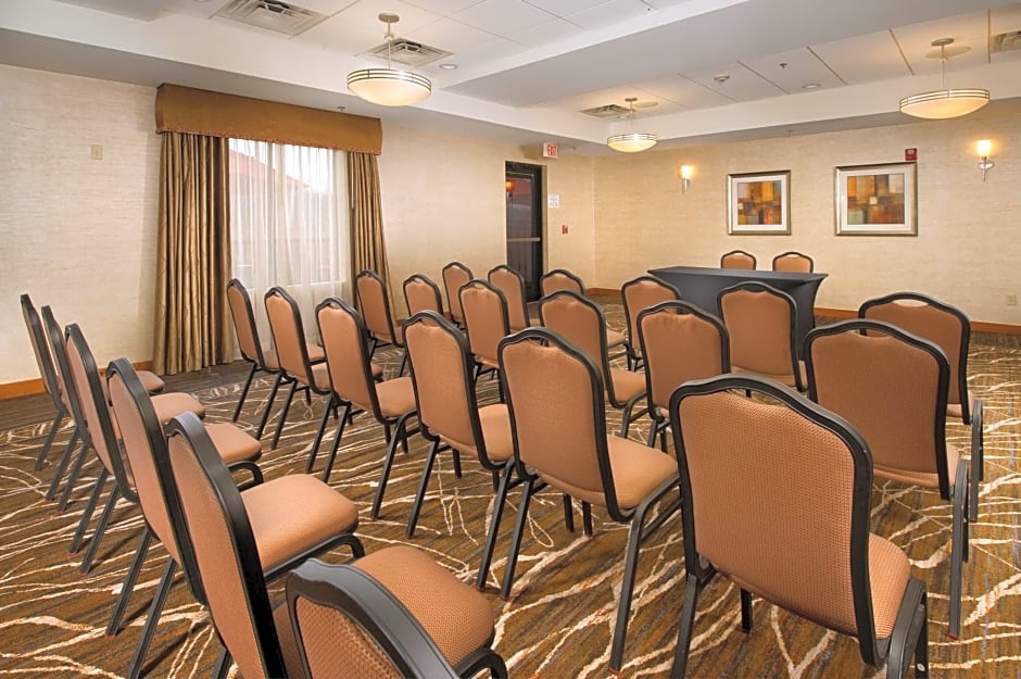 Holiday Inn Express & Suites Columbia - East Elkridge By IHG