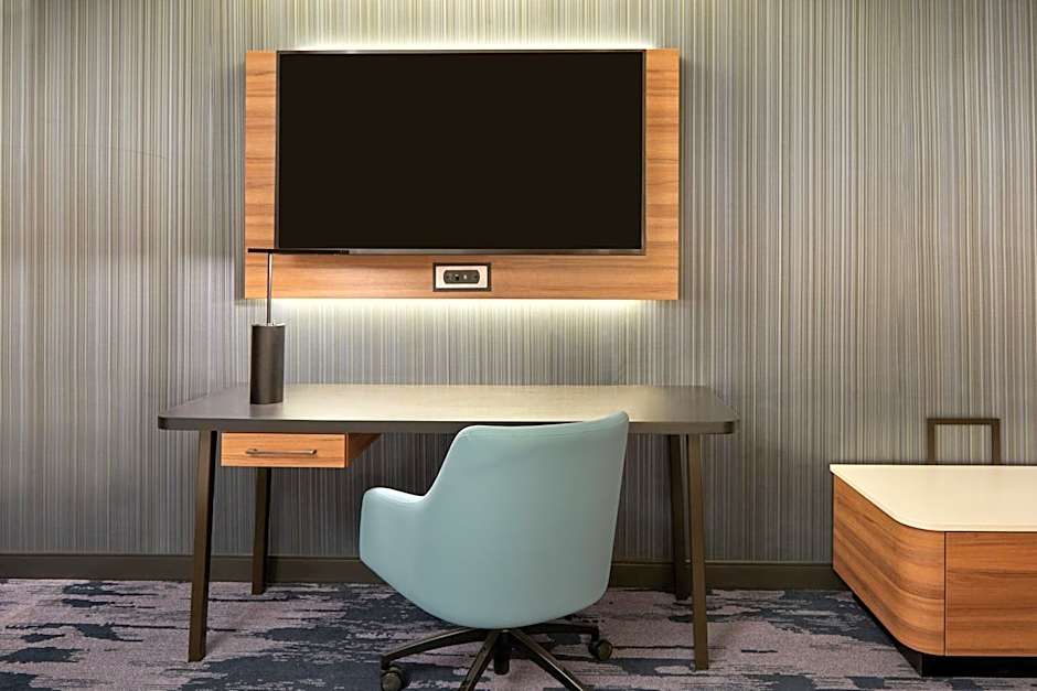 Fairfield by Marriott Niagara Falls, Canada