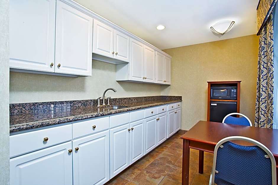 Holiday Inn Express Hotel & Suites Wabash By IHG