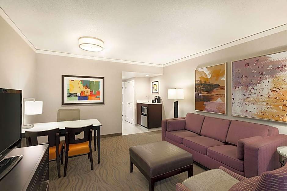 Embassy Suites by Hilton Irvine Orange County Airport