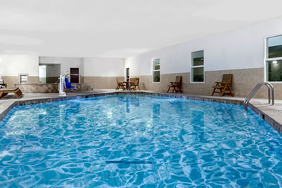 Holiday Inn Hotel & Suites Oklahoma City North, an IHG Hotel