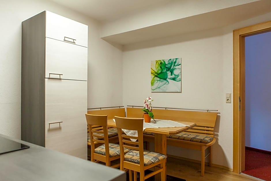 Sonnenhof - Apartments & Zimmer