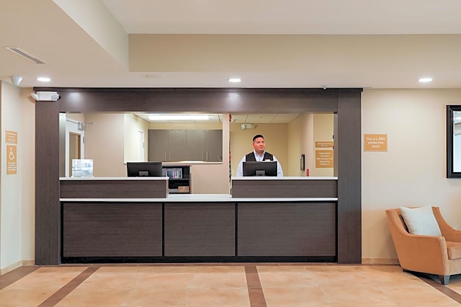 Candlewood Suites Lenexa - Overland Park Area By IHG