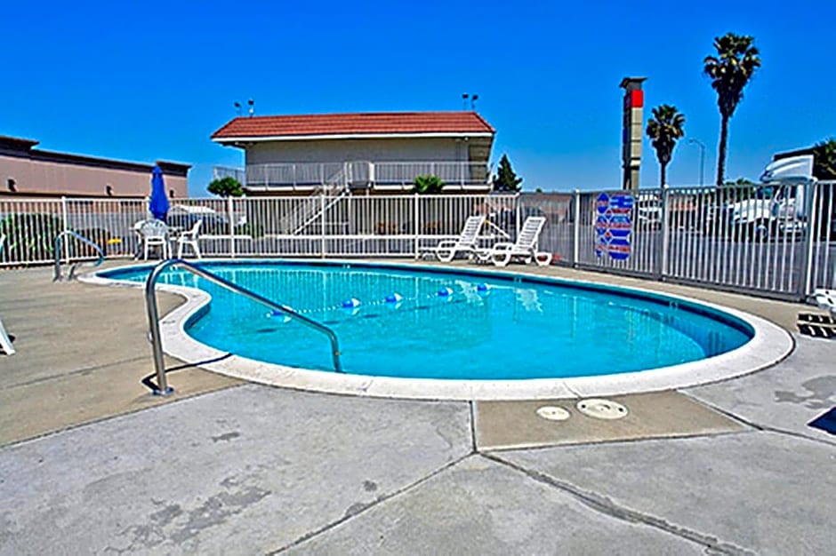 Motel 6-West Sacramento, CA