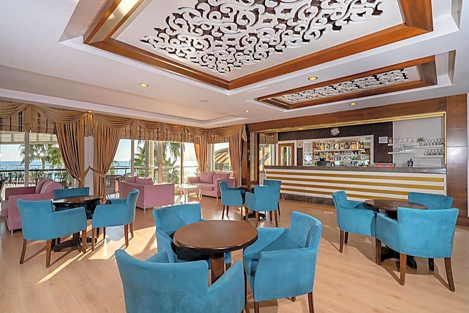 Iz Flower Side Beach Hotel