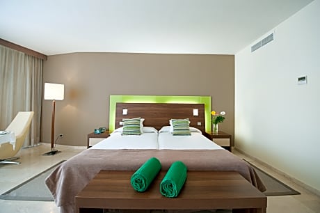 Doble con vistas al mar y terraza 1ad