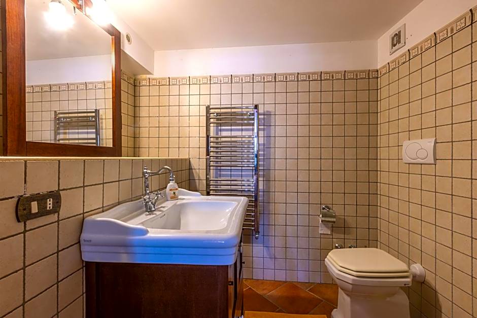 Casa Ulmi con piscina