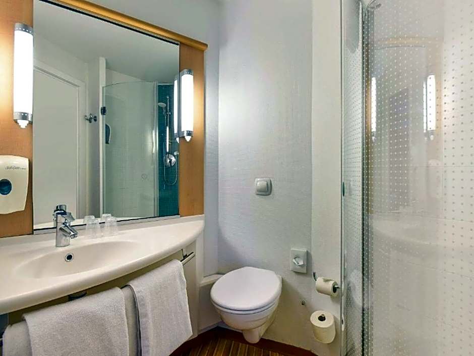 ibis Dinant