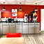 Econo Lodge - Conyers