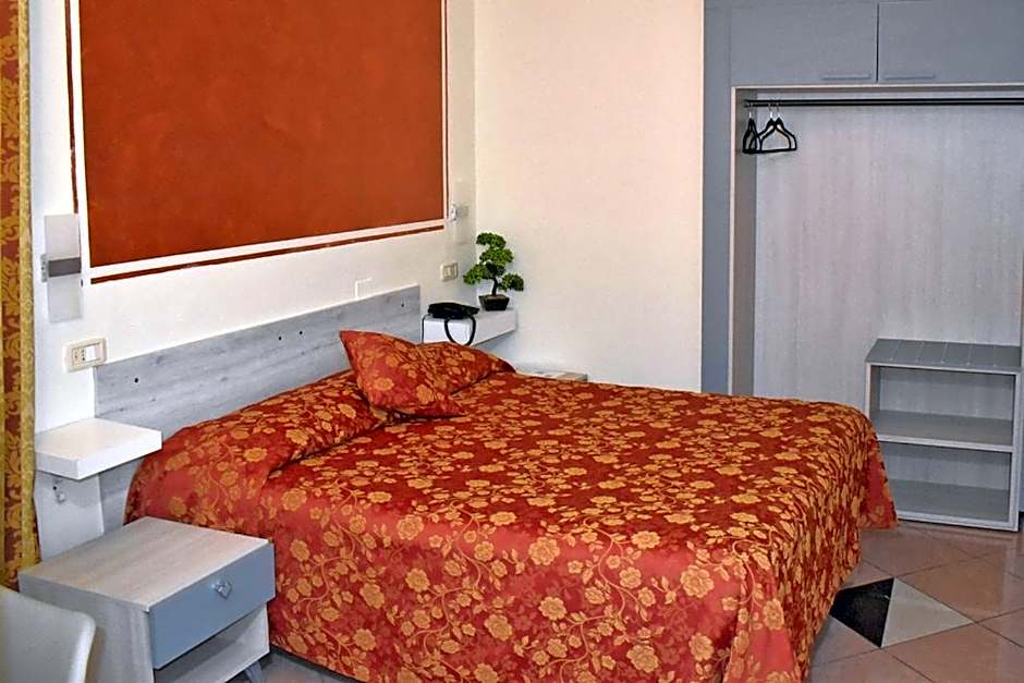 HOTEL IL PARCO - Free Parking & On-Site Dining -3- STAR SUPERIOR COMFORT